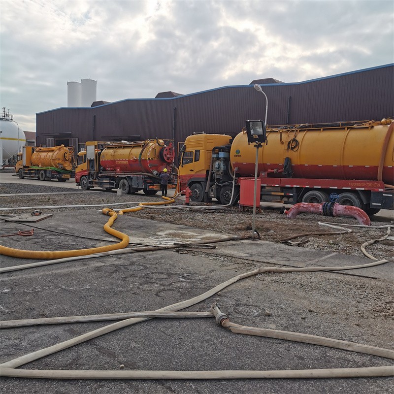 宜秀污水池清理