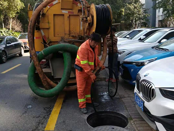 宜秀排污管道清淤