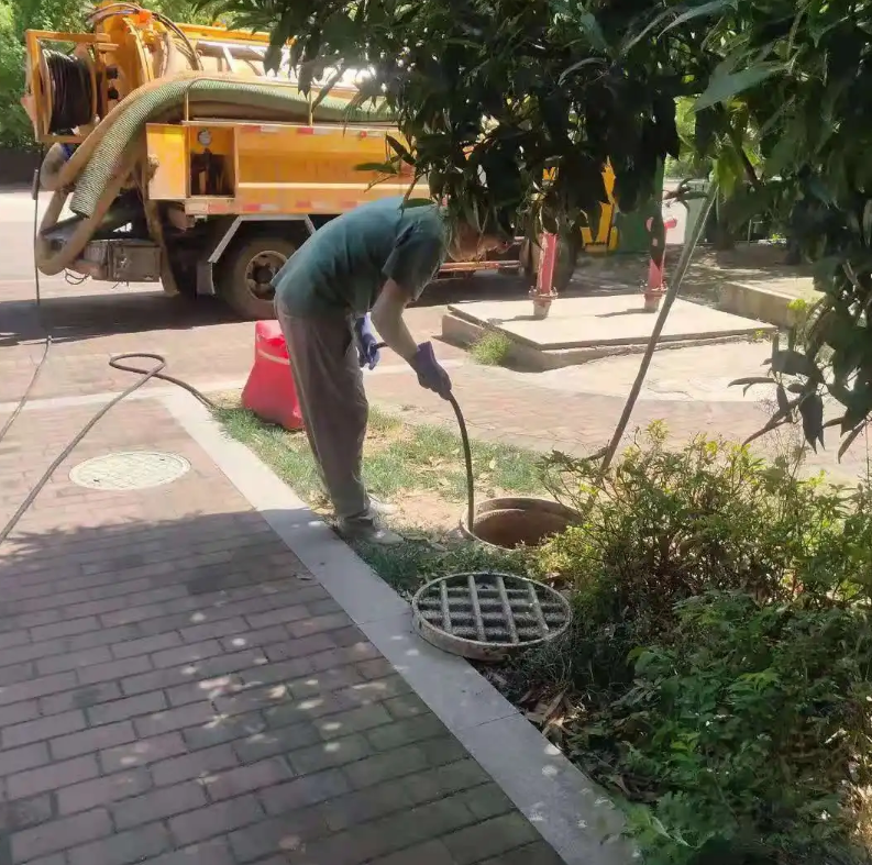 宜秀市政排污管道清淤疏通——专业团队,让您全程省心!
